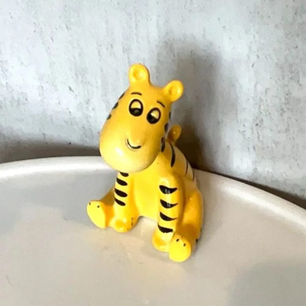 Vintage Tigger figurine Beswick England perfect condition